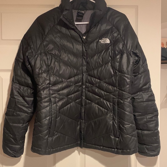 Lightly Worn The North Face Women's Aconcagua Jacket Size L - Picture 1 of 4